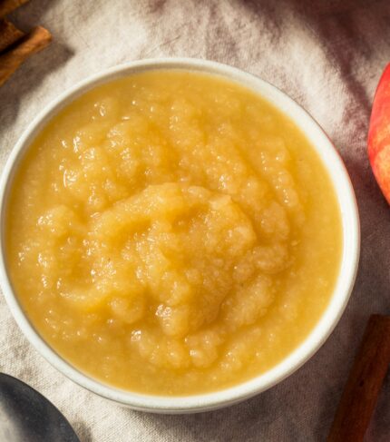 Healthy Organic Raw Apple Sauce